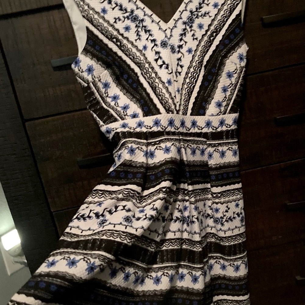 Cece white dress with lining and pockets